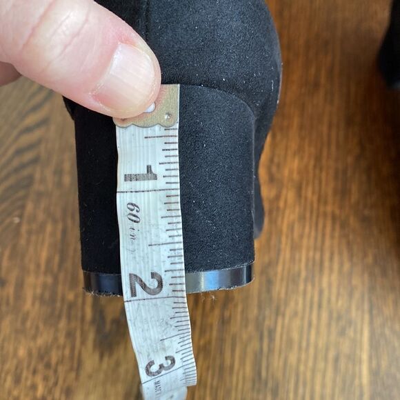 Liz Claiborne Suede Heeled Loafers - Size 7.5 - Picture 9 of 10